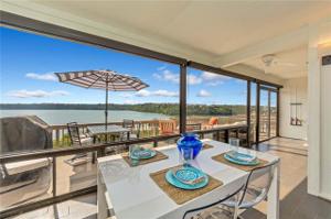 3002 Mockingbird Bend