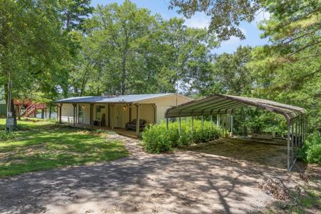 277 Private Road 52436