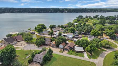 4514 Robin Court