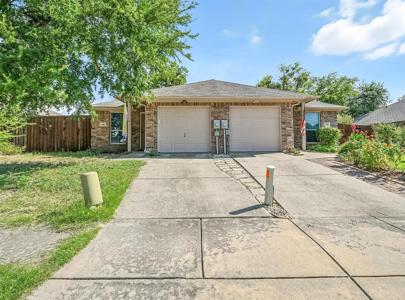 1782 Lago Vista