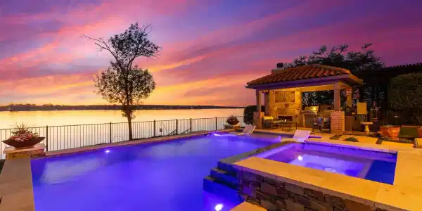10047 Lakeside Drive