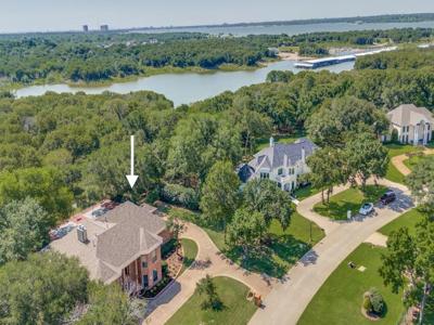 1908 Peninsula Drive
