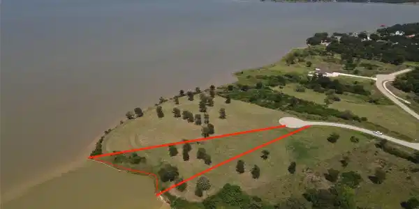 577 Old Peninsula Trail
