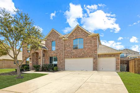 2280 Riviera Drive