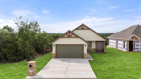1411 Ridgeview Circle