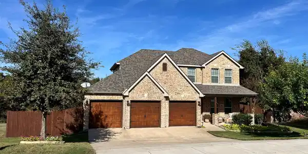 8264 Western Lakes Drive
