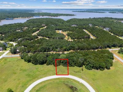 200 Palisades Circle