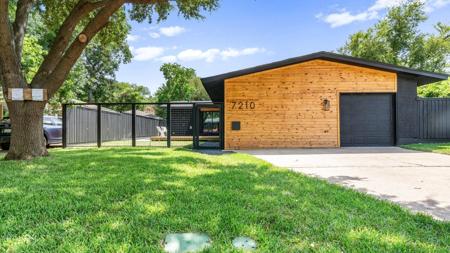 7210 Lehigh Drive