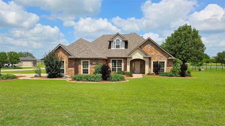 2300 E Emerald Bend Court