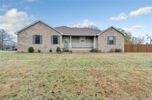 2001 Royal Drive W