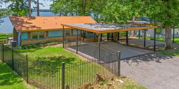 263 Crestwood Loop