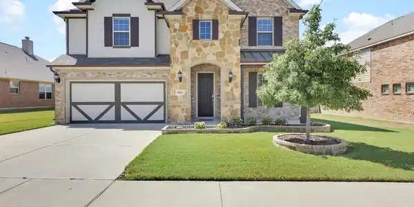 6933 Talon Bluff Drive
