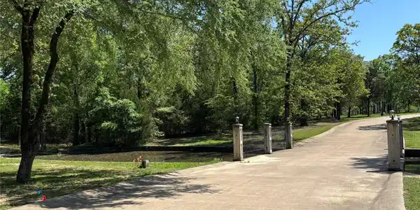 376 Private Road 5945