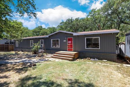 417 Buladora Drive