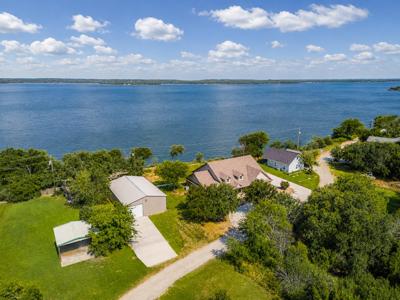 711 Crows Point