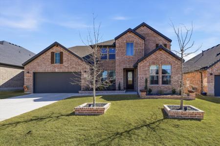 310 Glen Lane