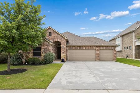 2927 Lakefield Drive