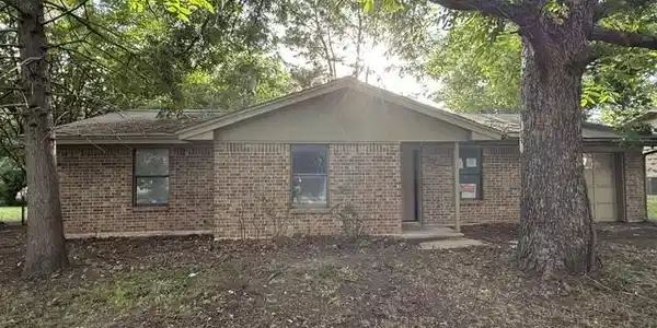 256 Lilac Lane