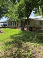 400 E Jefferson Avenue