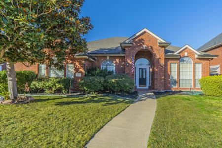 860 Tartan Trail