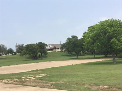 1181 Leaning Oak Trail