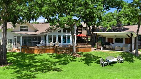 104 Doering Bay Circle