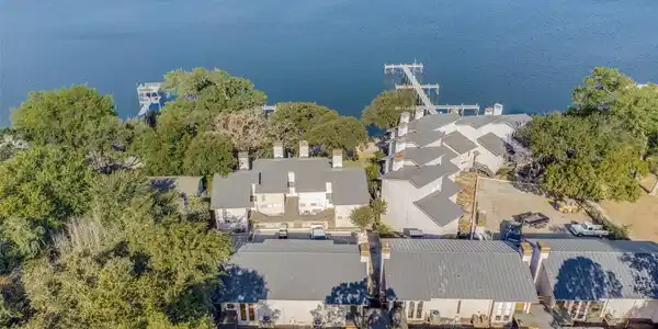 9999 Boat Club Road