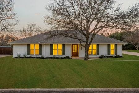 2 Sandra Drive