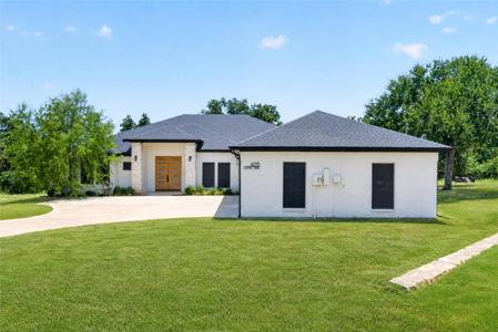 4013 Legend Trail