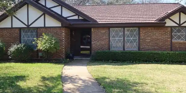 7813 Regatta Court