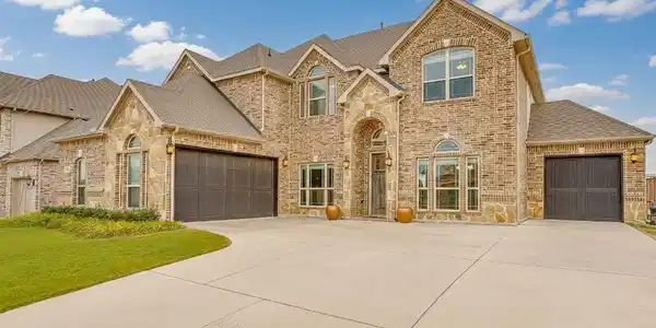 4117 Frontera Vista Drive