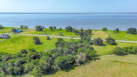 Lot 28 Triangle Shores