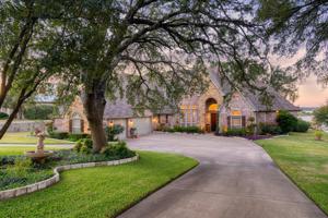 5932 Henslee Court