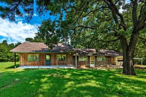 1009 Locust Road
