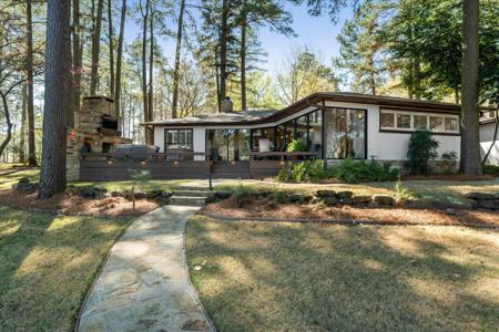 373 Trappers Trail