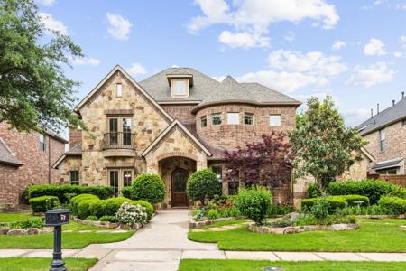 1233 Deer Lake Drive