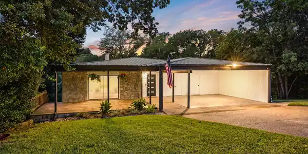 3020 N 43rd Street
