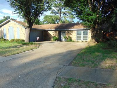 5420 Kings Manor Drive