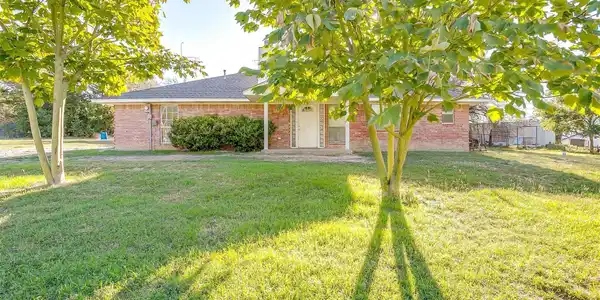 1907 Live Oak Circle