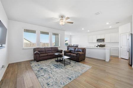 216 Post Oak Street