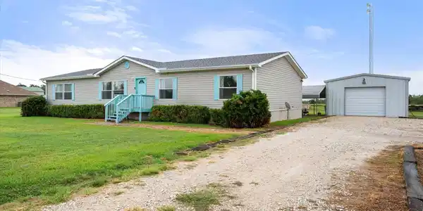 11194 SE County Road 2170