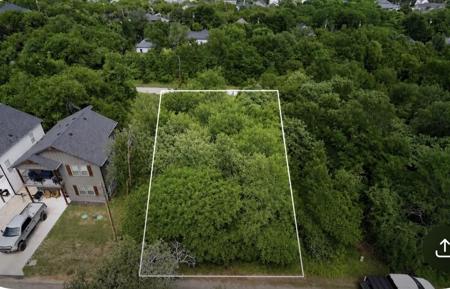5614 Black Pine Circle