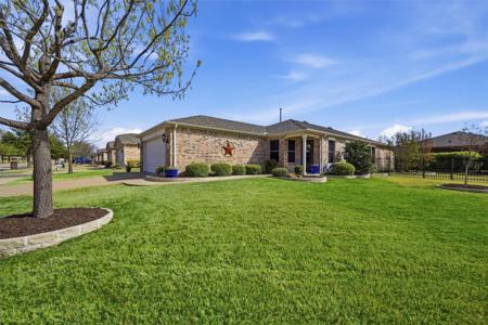 2649 Honeybee Lane