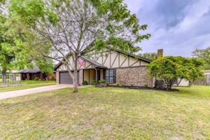 1904 W Harbor Drive