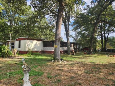 343 E Golden Oaks Drive