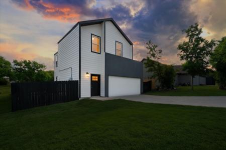 5905 Collins Court