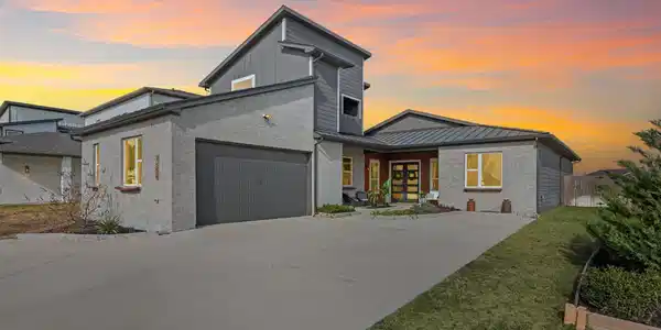 7604 Trailridge Drive