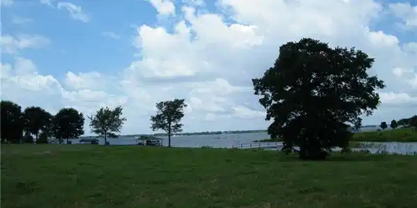 Shoreline Lot 52