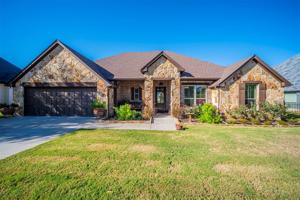 1502 Rock Ridge Lane