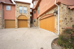 2600 Piazza Court